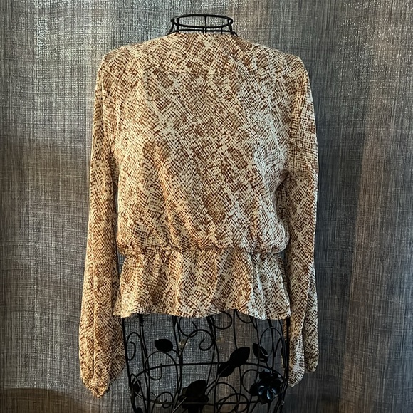 Free Press Long Sleeved Blouse - size small - Picture 4 of 7